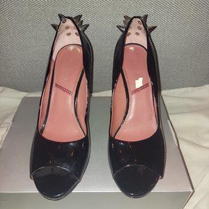 Tahari Patent Leather Shoes